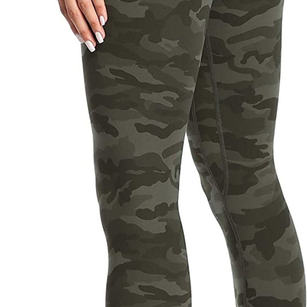 Colorfulkoala High Waisted Camo Leggings Small